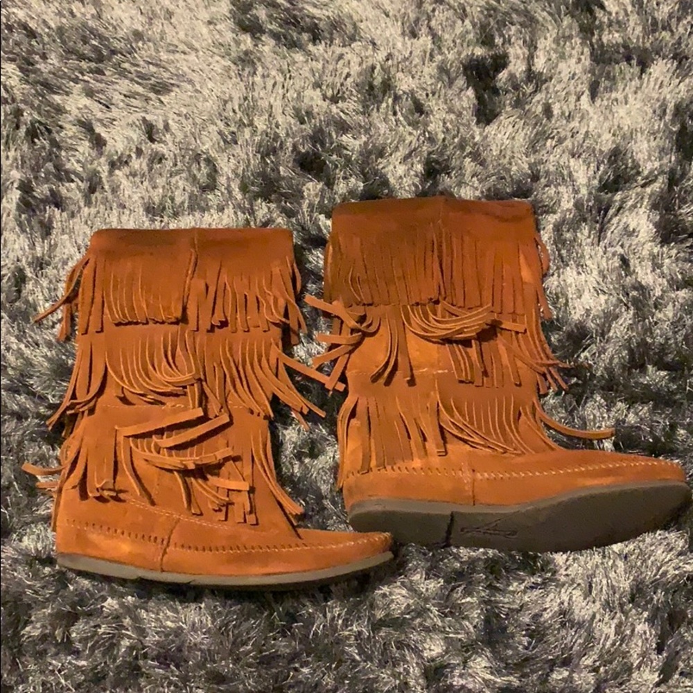 Minnetonka boots
